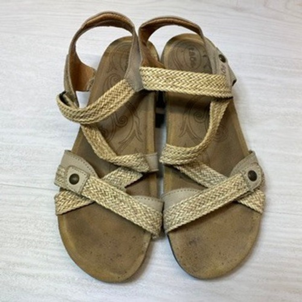 Taos Womens Trulie 11 42 Wedge Sandals Braided Straps Beige Leather Cork Footbed